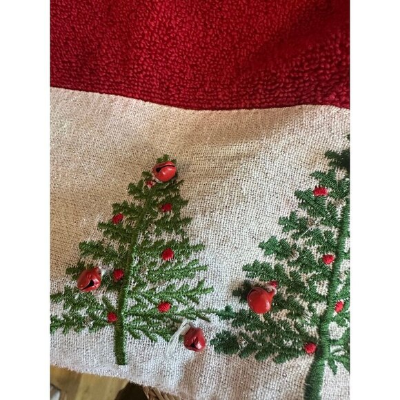 34th & Pine Christmas tree linen towel - Picture 4 of 10
